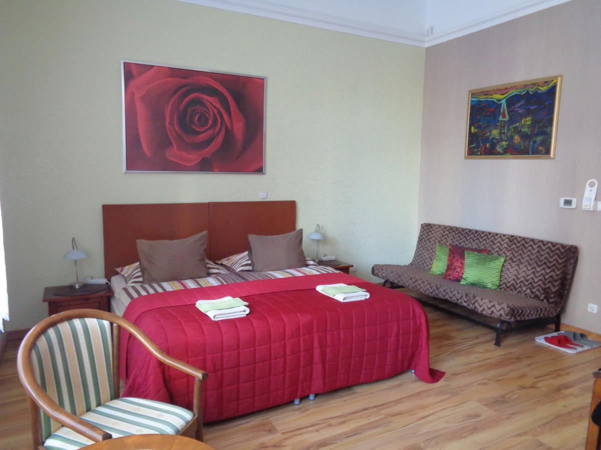 Budapest Guestrooms מראה חיצוני תמונה