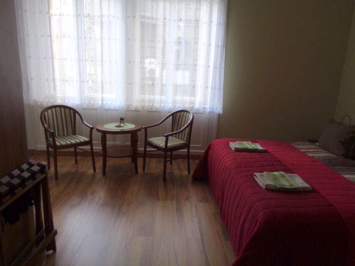 Budapest Guestrooms מראה חיצוני תמונה