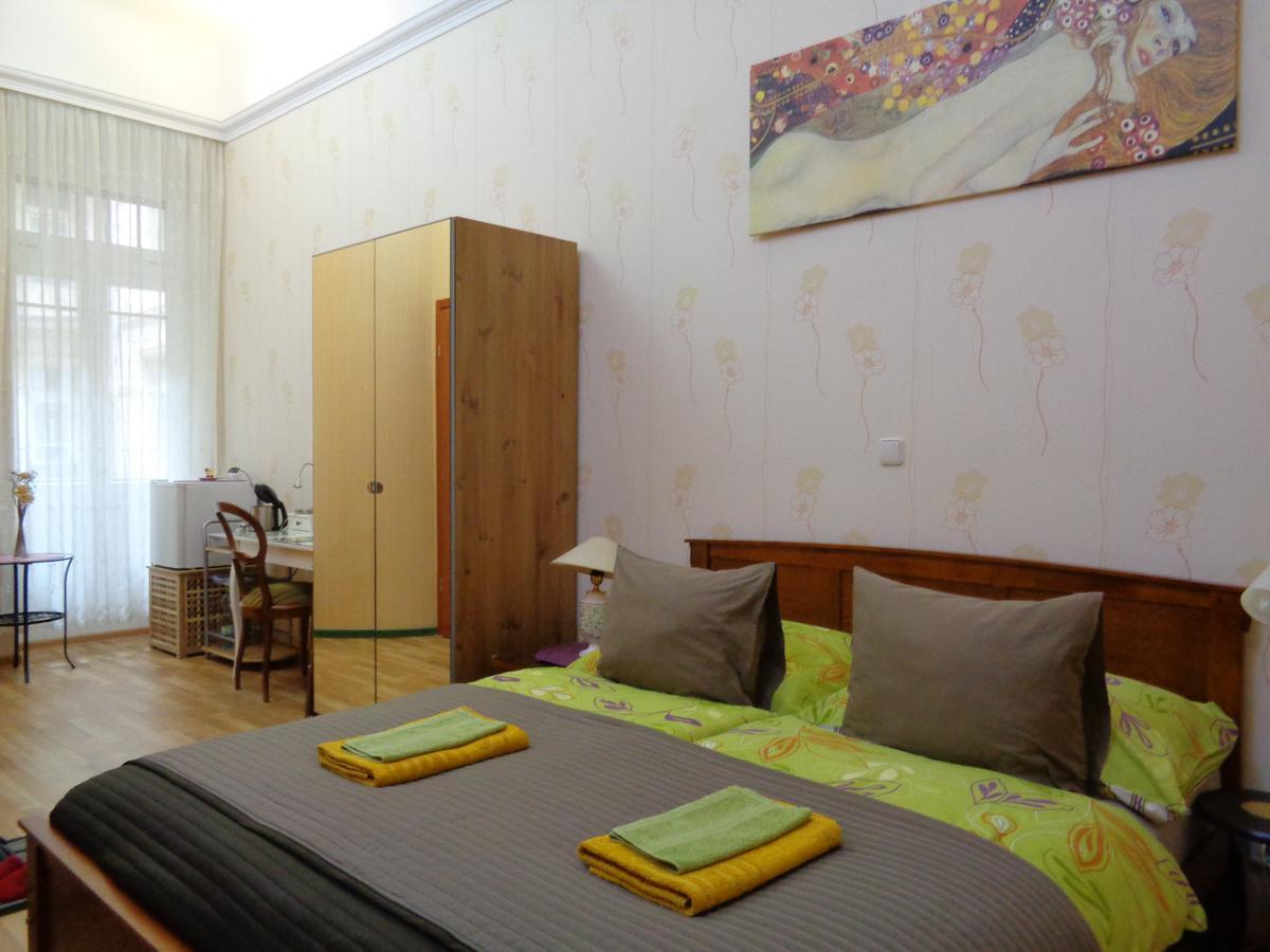 Budapest Guestrooms מראה חיצוני תמונה