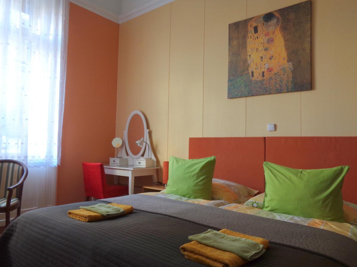 Budapest Guestrooms מראה חיצוני תמונה