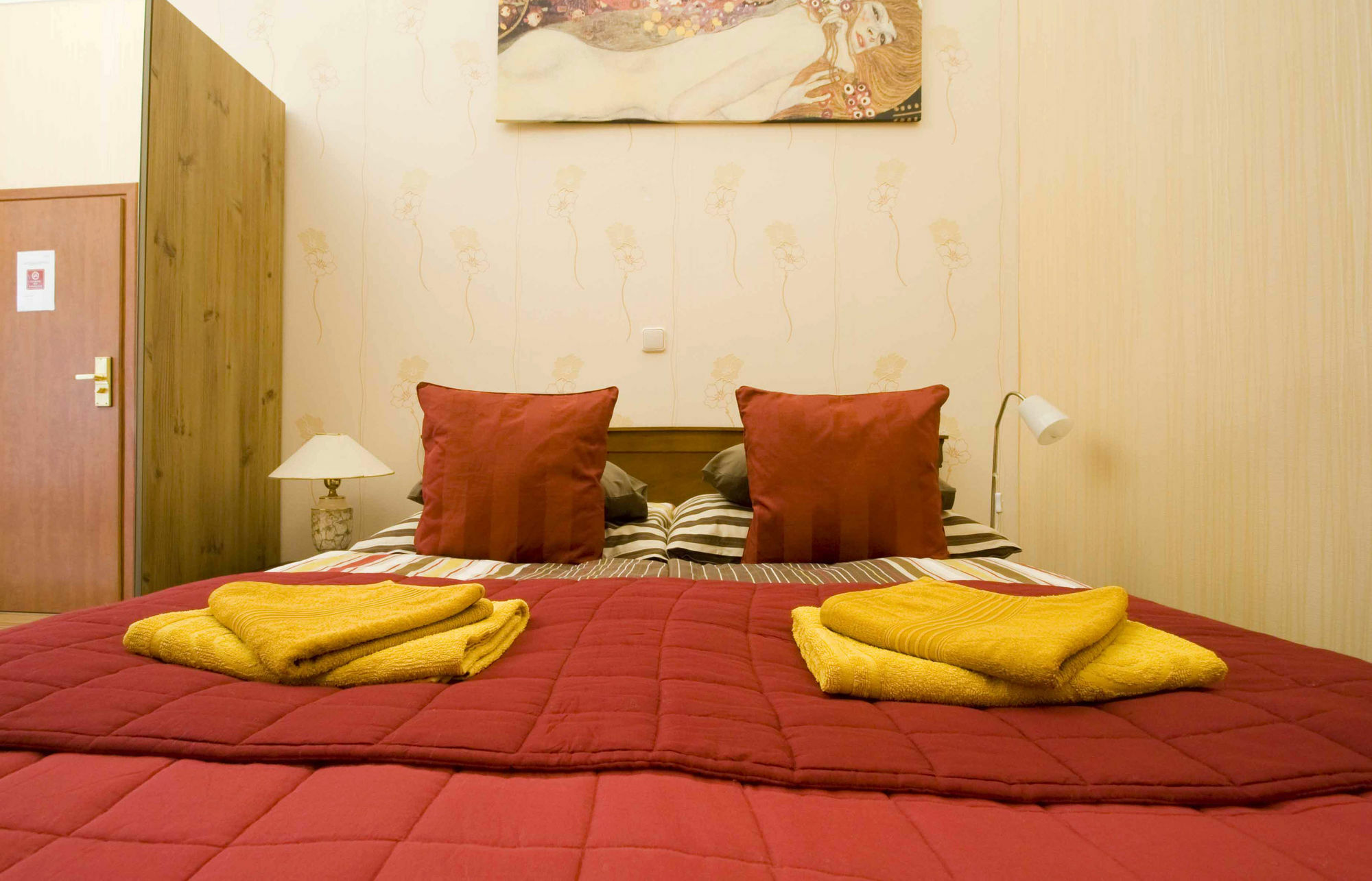 Budapest Guestrooms מראה חיצוני תמונה